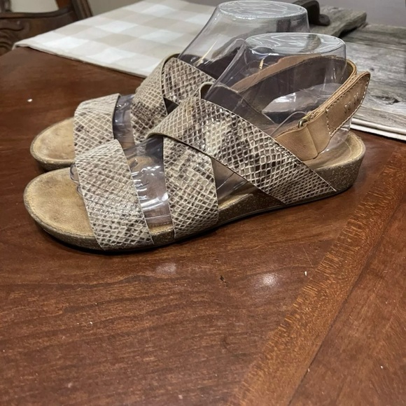 Clarks Artisans Sandals Perri Dunes Snakeskin - Picture 2 of 10